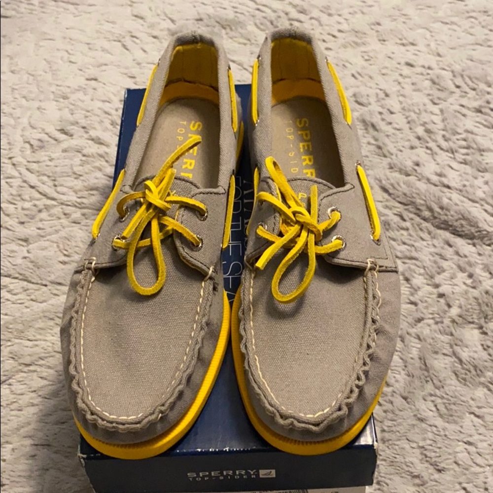 Men size 9 Sperry Top-sider